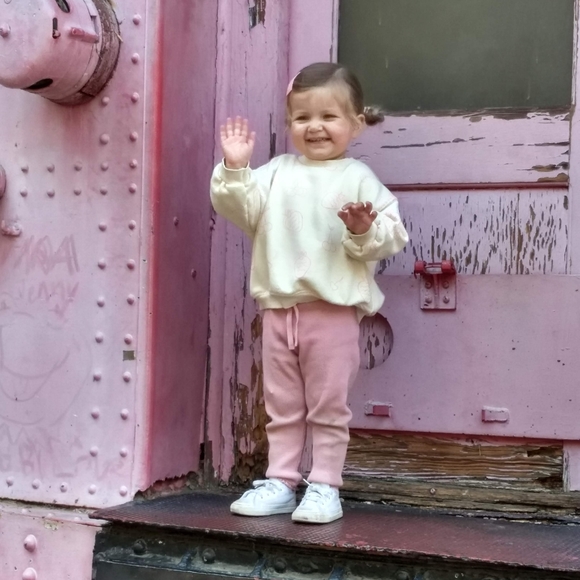 Meet your Posher, Cindy - Picture 5 of 12